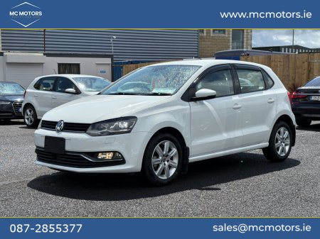 2016 Volkswagen Polo HIGH SPEC // HEATED SEATS // HALF LEATHER €12,105