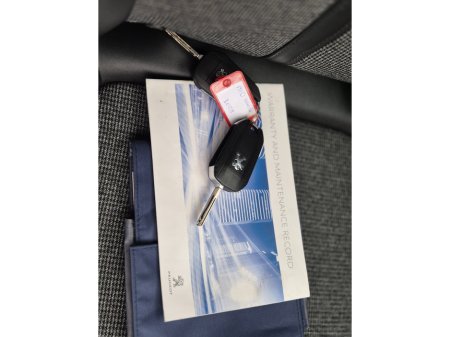 2019 Peugeot 3008 ALLURE 1.5 BLUE HDI 130 A AUTO 6 €17,450 thumbnail