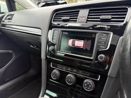 2016 Volkswagen Golf 2.0 TDI 5DR 150HP Edition-40 €10,950 thumbnail