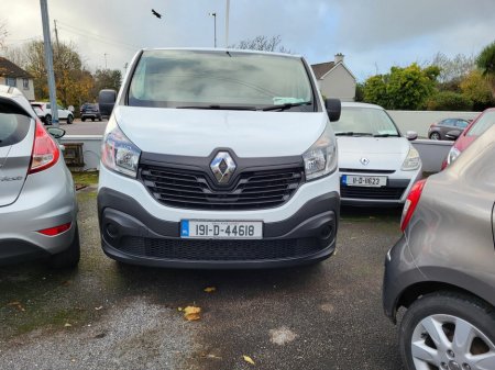 2019 Renault Trafic  €13,499