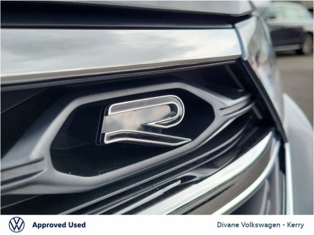 2025 Volkswagen T-Roc R-LINE 75 2.0 TDI 116 BHP €37,950 thumbnail