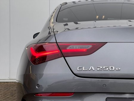 2024 Mercedes-Benz CLA Class CLA 250 E AMG LINE EXECUTIVE thumbnail