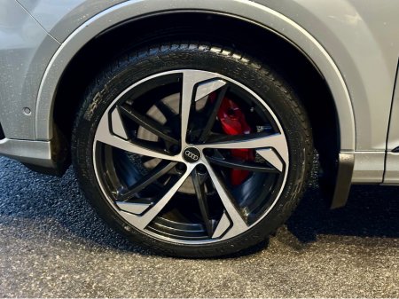 2024 Audi Q7 45 TDI 231 Q TIP S LINE 4DR €99,950 thumbnail