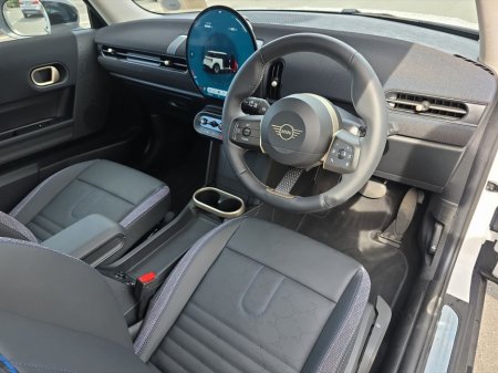 2025 MINI Hatch Cooper C 3 Door €33,950
