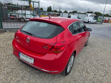 2015 Vauxhall Astra  €7,000
