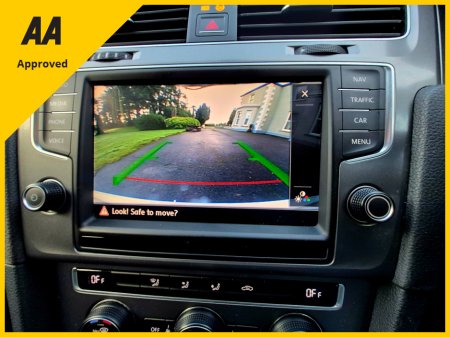 2015 Volkswagen Golf Lounge €13,500