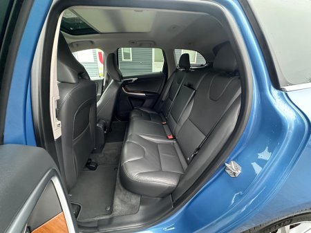 2017 Volvo XC60 2.0L Diesel Automatic  Sunroof (3276) €21,995 thumbnail