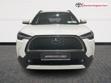 2025 Toyota Corolla Cross 1.8 SPORT HYBRID AUTO €40,450 thumbnail