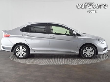 2019 Honda Grace 1.5 4 DR AUTO €16,880