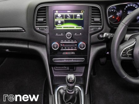 2021 Renault Megane 1.5 Blue dCi 115 Play GC €17,900 thumbnail