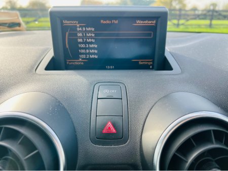 2012 Audi A1 DBA-8XCAX 3DR AUTO €7,900 thumbnail