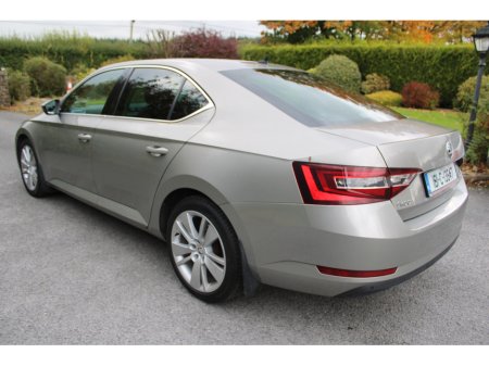 2018 Skoda Superb 2.0 TDI SEL EXECUTIVE 1 150PS 5DR €18,495 thumbnail