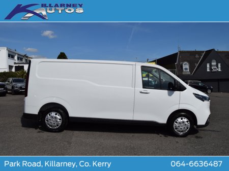 2025 Maxus Deliver 7 DIESEL Lux LWB Low Roof €31,500 thumbnail