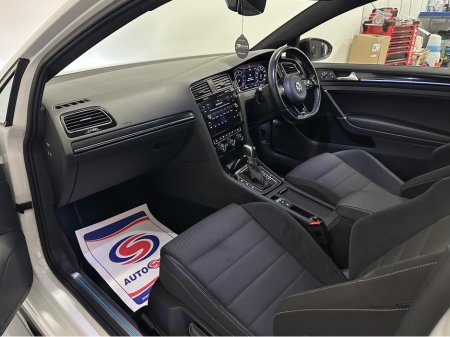 2018 Volkswagen Golf R TSI S-A DSG €34,750 thumbnail