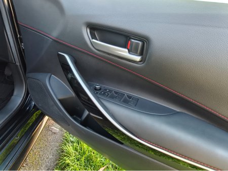 2019 Toyota Corolla Sport//Low kms €19,500 thumbnail