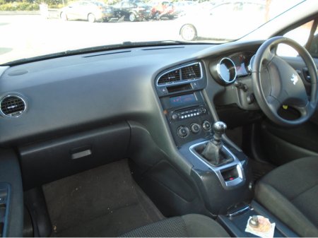 2016 Peugeot 5008 1.6 HDI BLUE ACTIVE 120BHP 5DR €9,999 thumbnail