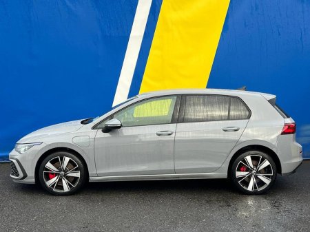 2023 Volkswagen Golf GTE 1.5 TSI PHEV // 240 BHP // FULL SERVICE HISTORY // TARTAN HEATED SEATS // APPLE CARPLAY/ANDROID AUTO €26,950