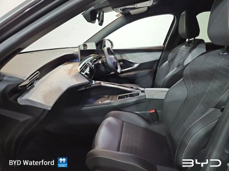 2025 Peugeot 5008 1.2 Hybrid 136bhp E-DCS6 Allure - 7 Seater, Voice Recognition, Apple Car Play & Android Auto, Cruise Control €46,995