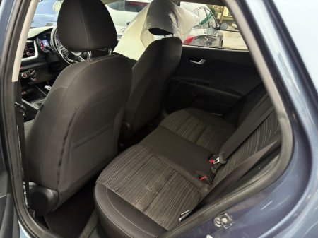 2018 Kia Stonic 1.4 100 BHP Petrol K2 €12,245 thumbnail