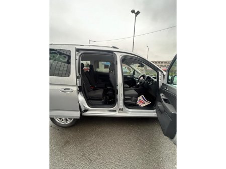 2025 Ford Tourneo Connect RE Freedom  - 4 Seats + wc €41,500 thumbnail