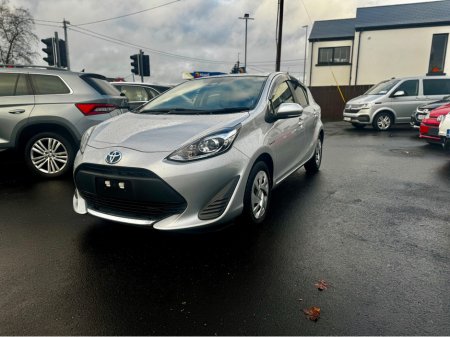 2020 Toyota Aqua 2020 Toyota Aqua Hybrid Auto – Silver, Low Running Costs €12,495