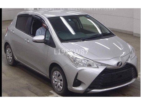 2017 Toyota Yaris 1.0 VVT-i 5Dr Luna €12,900