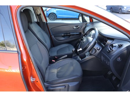 2015 Renault Captur INTENSE (Reserved Deposit Taken) thumbnail