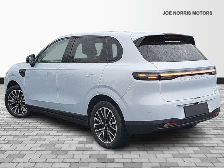 2026 Leapmotor B10 DESIGN 67.1 KWH BEV €38,995