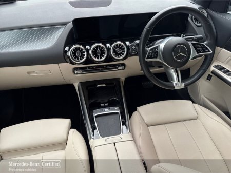 2024 Mercedes-Benz GLA Class GLA 200 d A/T Progressive *memory seats* €46,900 thumbnail