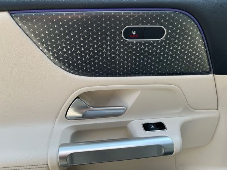 2025 Mercedes-Benz GLB 200d Progressive Line 7 Seater SUV *Saving €11,794 from New* €59,950 thumbnail