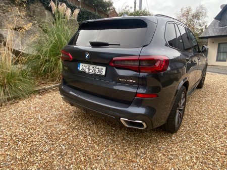 2020 BMW X5 xDrive45e M Sport €53,999