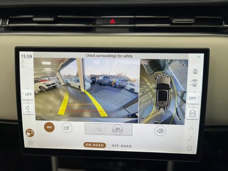 2025 Land Rover Range Rover P550 PHEV AUTOBIOGRAPHY €159,000 thumbnail