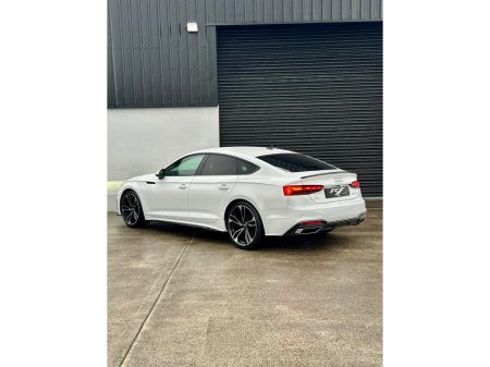 2022 Audi A5  €40,995