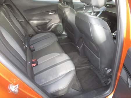 2021 Peugeot 2008 ALLURE 136BHP 50 KWH 4DR AUTO €10,950 thumbnail