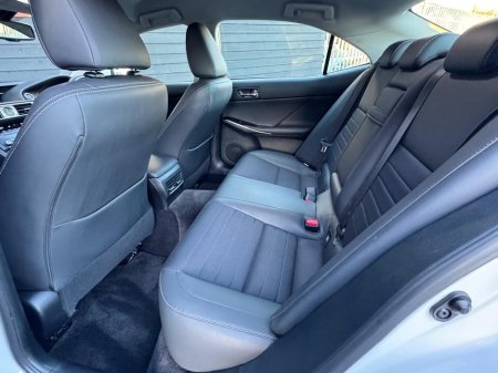 2013 Lexus IS 300 h 2.5 HYRBID €14,995 thumbnail