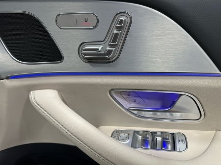 2026 Mercedes-Benz GLE Class GLE400 e 4Matic AMG Exterior Line Sport Edition PHEV €114,395 thumbnail