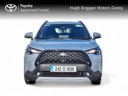 2024 Toyota Corolla Cross CROSS 1.8 LUNA €37,950 thumbnail