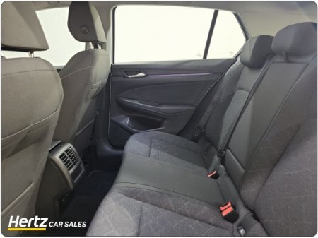 2023 Volkswagen Golf LIFE 2.0 TDI 115HP Diesel Manual €26,995 thumbnail