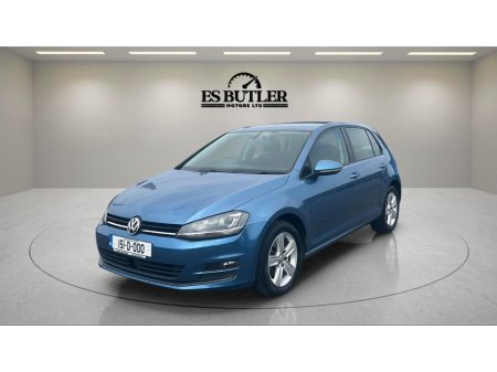 2015 Volkswagen Golf  €13,490