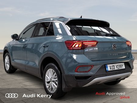 2023 Volkswagen T-Roc 2.0TDI 116HP LIFE €31,950