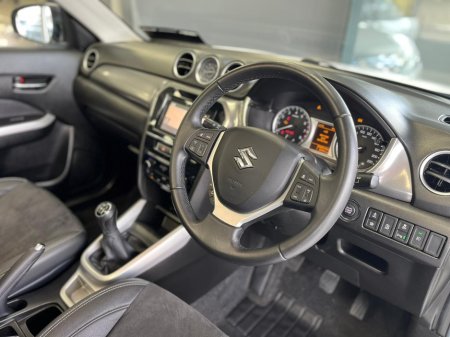 2018 Suzuki Vitara GLX ***1 Year Warranty €13,900 thumbnail