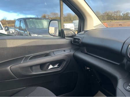 2025 Citroen Berlingo LWB 1000kg, ex vat €23,577 thumbnail