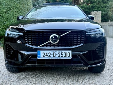 2024 Volvo XC60 T8 ULTIMATE DARK 455BHP 5 €56,950