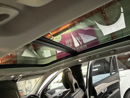 2016 Volvo XC90 2.0 T8 400PS HYBRID MOMENTUM GEARTRONIC €24,995