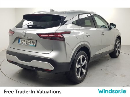 2022 Nissan Qashqai 1.3 PET MILD HYBRID SV PREMIUM €27,995 thumbnail