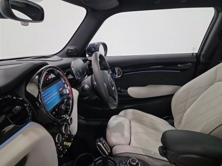 2022 MINI Hatch Electric Level 3 €22,950 thumbnail