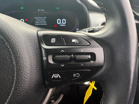 2025 Kia Stonic Warranty to 2032! Showroom Condition! Sat Nav Reverse Camera! 1.0 Turbo petrol! €25,900 thumbnail