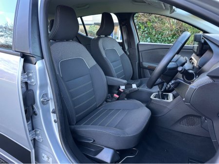 2023 Dacia Sandero Stepway 1.0 Petrol High Spec Expression Edition 5dr Petrol Hatchback | AA approved | One owner | Service history | 2 keys | Sold serviced and valeted | Manufacturer warranty. €15,900 thumbnail