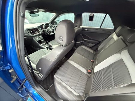 2021 Volkswagen T-Roc R-LINE - 2.0L DIESEL - AUTO - 12M WARRANTY - CAR: 1617 thumbnail