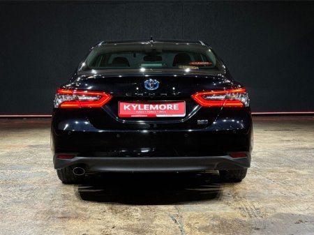 2021 Toyota Camry 2.5 HYBRID - G MODEL - UPGRADED ALLOYS - REVERSE CAMERA/PARKING RADAR €26,950